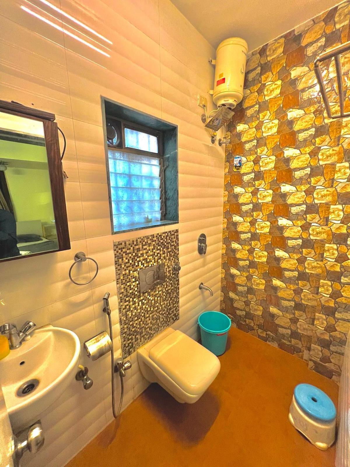 Iris Villa - The Dream Stays Ll 2Ac Rooms Ll Wifi Ll Pvt Big Pool Lonavala Extérieur photo